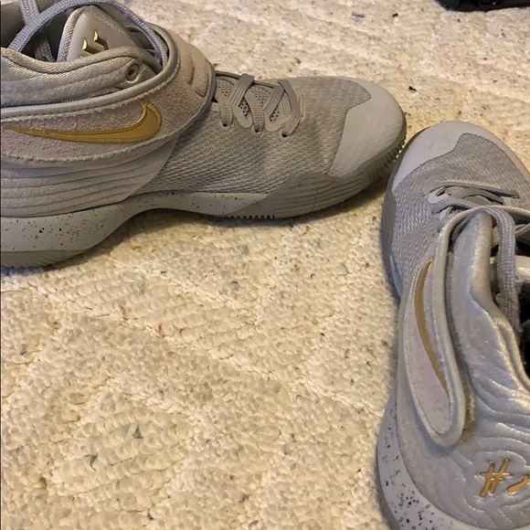 Men’s Nike kyrie 2 basketball shoes - Picture 6 of 7